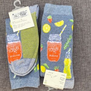 2 Pairs New Day Citrus Ball Mason Jar Lemon Gray Socks Sz 4-10 Women’s